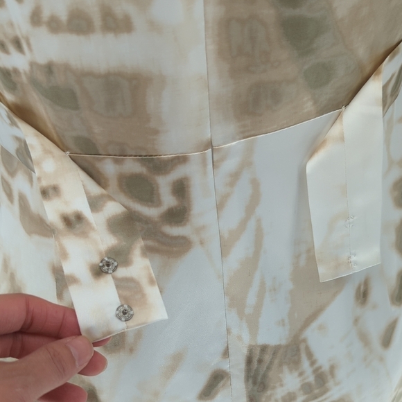 NEW Tahari Animal Print Satin Sheath Dress Tan White 10 preppy Business casual - Picture 4 of 8
